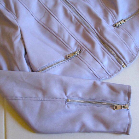 7 for All Mankind Cropped Faux Leather Jacket Medium Light Lilac Lavender Soft - Picture 5 of 11